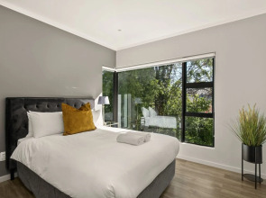 The Galleries Unit 42