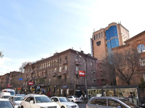 Amiryan street 1 bedroom Modern apartment With Balcony AM777