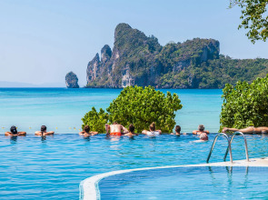 PP Charlie Beach Resort