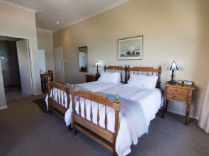 Moonglow Guest House