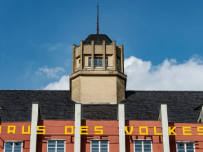 Haus des Volkes - Das Bauhaushotel
