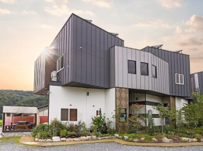 Gyeongju Edis Poolvilla