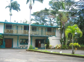 Wild Ginger Hotel