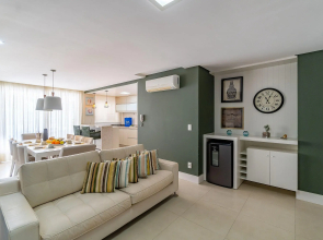 Apartamento de Luxo com Jacuzzi Privativa - Boulevard Bombinhas