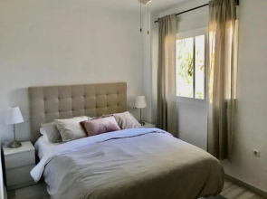 Marbella Lovely 3-bedroom Apartment 350 m Walk to the Beach