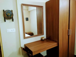 Independent Charming Studio with balcony Urban view