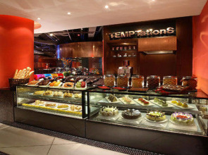 Renaissance Kuala Lumpur Hotel & Convention Centre