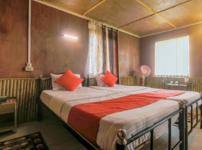 Cafe Umbir & Stay In by OYO Rooms