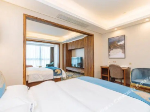 Lanwan Holiday Hotel（NanjingBaijiahu）