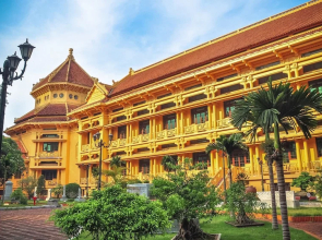 Bee House near Hanoi Opera House