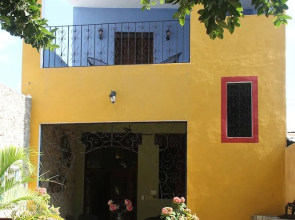 Merida Downtown Casa Colonial Suite