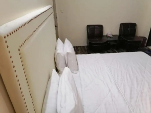 Couple Guest House Clifton