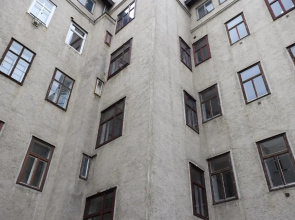 Beautiful Restored - Close To Metro - II