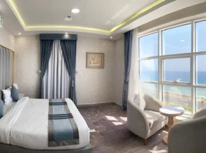 Rose Land Hotel