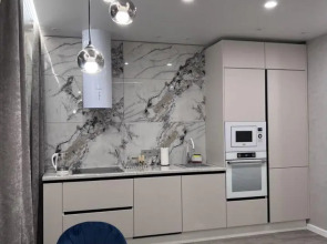 Апартаменты на улице Короленко 28