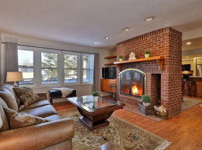 Skiers! Fox Hollow 2br/2ba Condo. Across From Pico, Minutes To Killington 2 Bedroom Condo