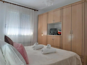 Sazani's Place