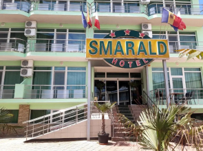Hotel Smarald