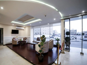 OYO 130 Night Inn Hotel