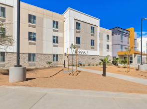 Everhome Suites Corona