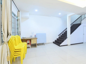 Super OYO 90579 U Inn