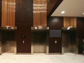 Everest Serviced Apartments on Albert