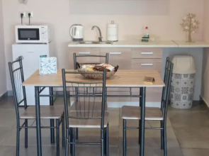 PHOENIX apartment near the airport