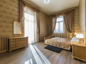 Magnificent Apartment at Luteranska