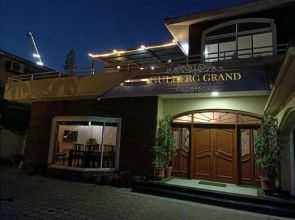 Hotel Gulberg Grand