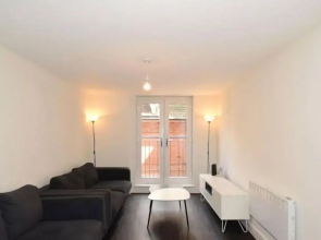 2 Bedroom Luxury Apartment in Leicester