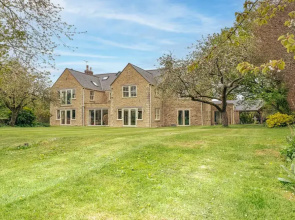 Inkerman House-Gorgeous House and Garden