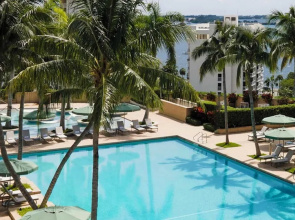Suite - City View at Four Seasons Miami
