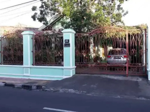 Rumah Gamelan Syariah Guest House Jogja
