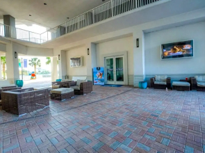 Laketown Wharf Resort 1036 By ZIA