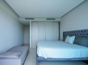 HostPal Luxury apartment Diamante La isla