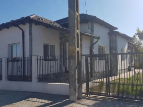 Casa Bradu Sharing Home
