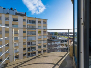 Apartment With 2 Bedrooms and sea View