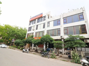 OYO 36432 Hotel Tarang