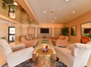 Americas Best Value Inn & Suites Victoria