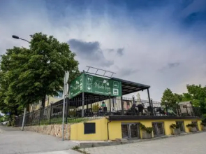 Mlada Lipa Guesthouse