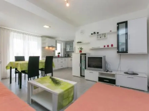 Orka Apartments