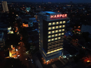 Harper Wahid hasyim Medan by ASTON