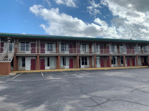 Coachman's Inn Motel