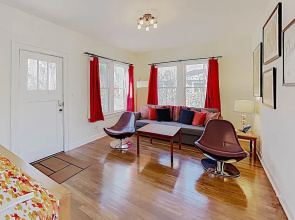 SoCo Hideaway with Outdoor Living by RedAwning