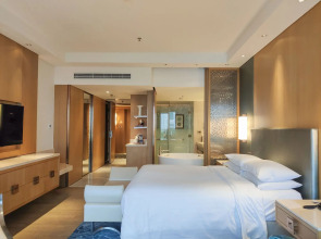 Отель JW Marriott Sanya Dadonghai Bay