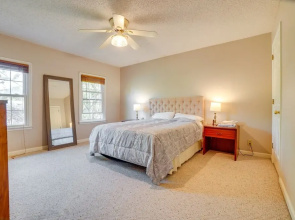 Pet-friendly Franklin Home ~ 21 Mi to Nashville!