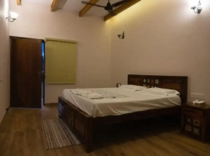 Sultanpur Resorts