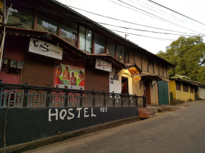Hostel 107