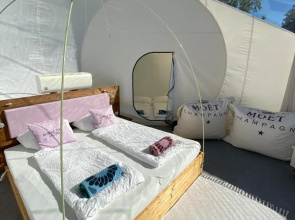 Bubble Tent Hotel