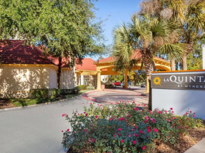 La Quinta Inn & Suites # 988
